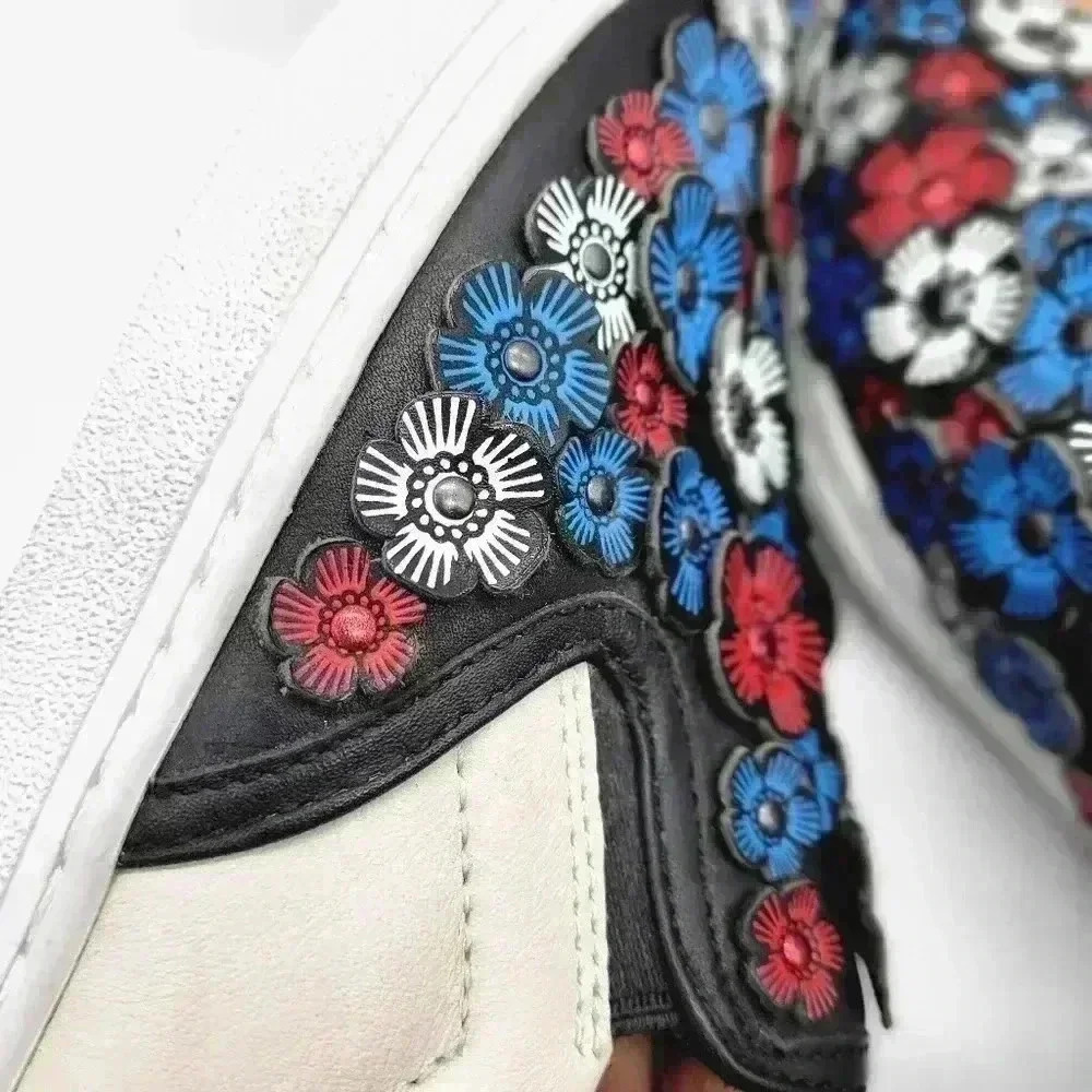 Woman COACH Chack Blue & Red Flower Embellished 3D Leather 8.5 Flats Cream Black - Picture 10 of 13